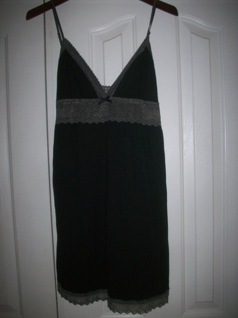 Grey and Black Coquette Gilligan & O’Malley Slipdress Lace Trim Feminine Large
